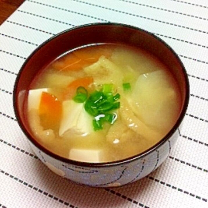 あたたまる 豆腐 大根 人参の味噌汁 レシピ 作り方 By も る す け 楽天レシピ あたたまる 豆腐 大根 人参の味噌汁 レシピ 作り方 By も る す け 楽天レシピ